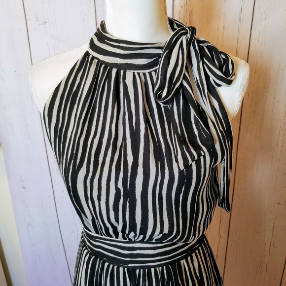 Banana Republic Dark Navy & White Halter Dress - Picture 2 of 3